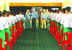 “မိုခါ” မုန်တိုင်းဒဏ်သင့်ရခိုင်ဒေသ ပြန်လည်ထူထောင်ရေးအတွက် ကြိုးပမ်းဆောင်ရွက်ချက်များ (၁၂) (နယ်စပ်ရေးရာဝန်ကြီးဌာန)