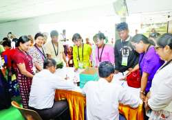 ရွှင်လန်းဝမ်းမြောက် သဒ္ဓါပေါက်ရမယ့်အလှူ …..