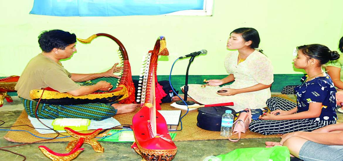 ကြည်မြသည့်ဂီတ ပီသသည့်အသံ အံဝင်သည့်စာသား စံထားရသည့်အက မြန်မာ့အနုအလှ သုခုမ