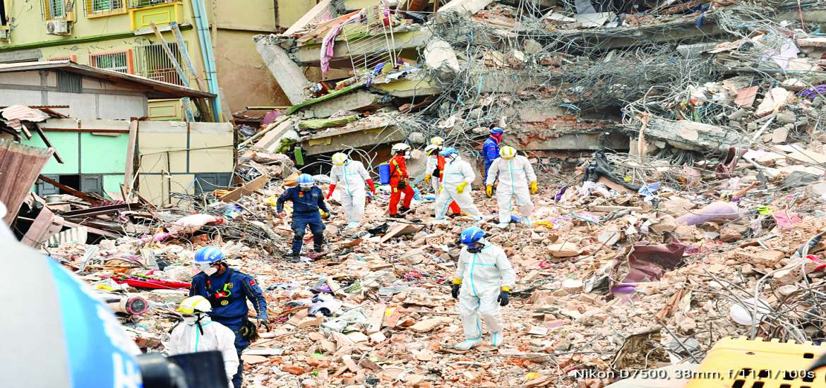 မန္တလေးငလျင်ကြီးကို ရင်ဆိုင်တုံ့ပြန်ခဲ့တဲ့ သူရဲကောင်းများ